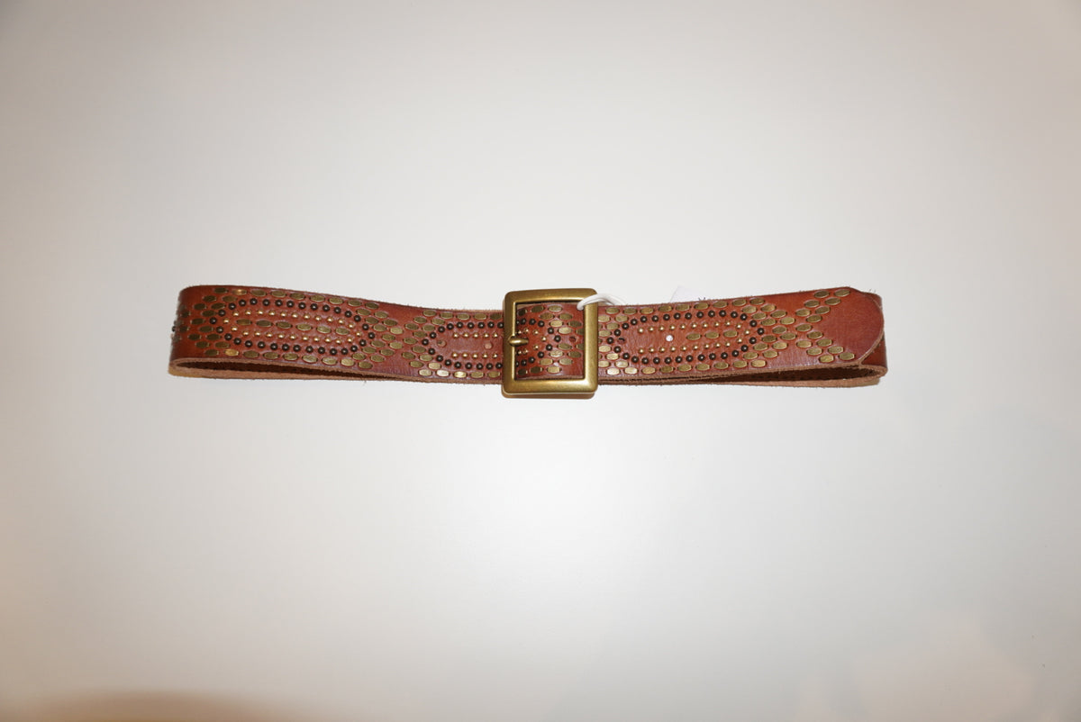 Square Buckle Studded Belt